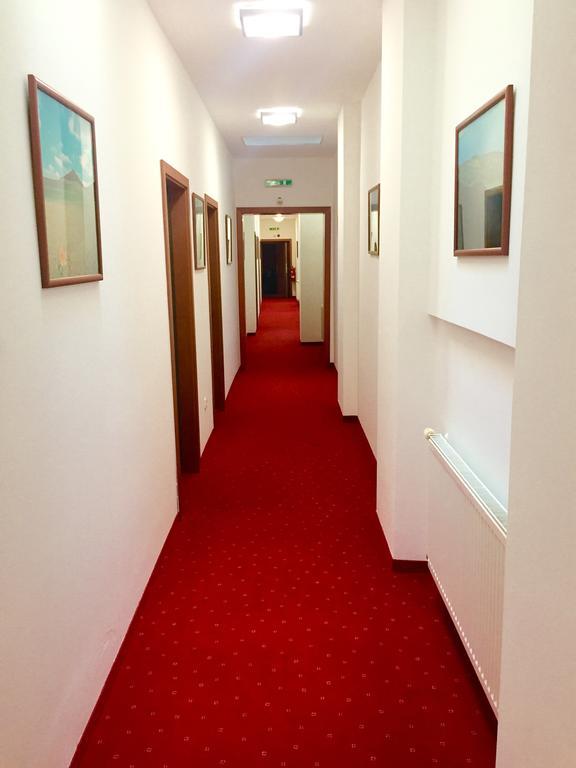 Hotel Vinarsky Dom Pezinok Zewnętrze zdjęcie